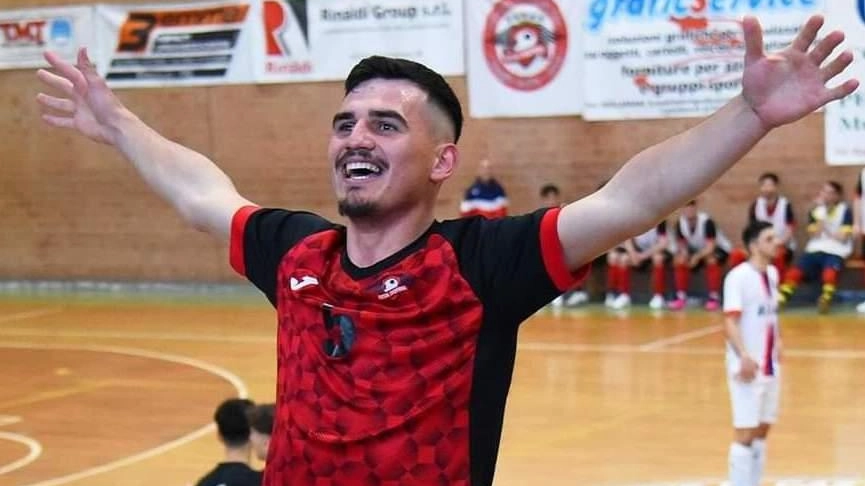 Il Futsal Shqiponja conquista la prima vittoria stagionale battendo il Futsal Crevalcore 6-3. Kabashi segna quattro gol. Il Futsal Guastalla pareggia 2-2 con il Due G Futsal Parma. Nella Coppa Under 23, l'OR Reggio Emilia perde 4-0 contro il X Martiri Futsal.