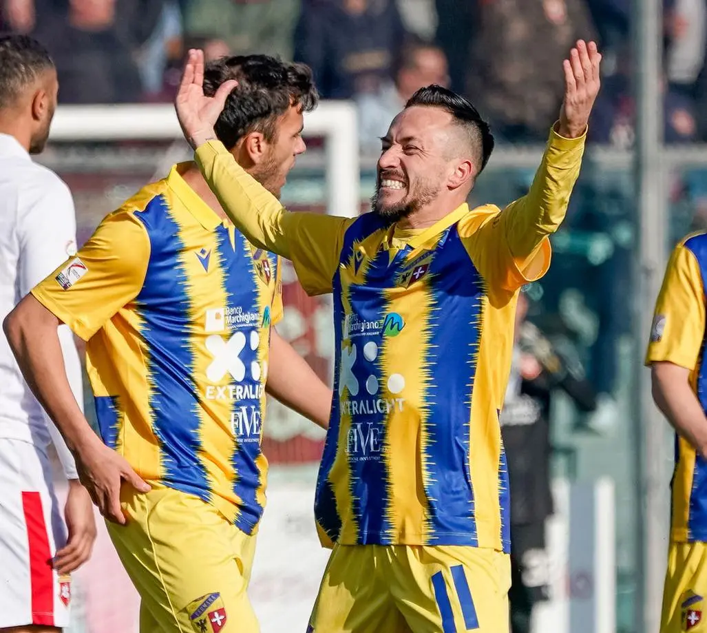 Possanzini's squad is taking shape. Neglia's idea has been contacted, with the former Fermana player having been named.