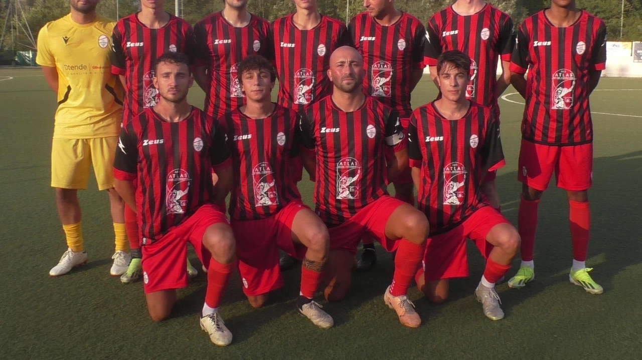 La prima squadra del Don Bosco Spezia che disputerà il campionato di Promozione sotto la guida di Clodio Bastianelli