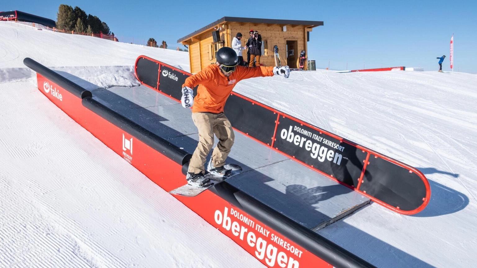 Sci: 'Shgroll' in pista a Obereggen per snowboarder e freeskier