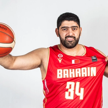 Ali Hasan, contro l’Italia è nata una leggenda: chi è il giocatore del Bahrain al Preolimpico di basket