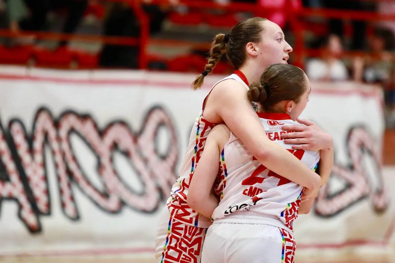 Basket Serie A2 Femminile. L’Use Rosa Si Prepara Ai Play-off Senza ...