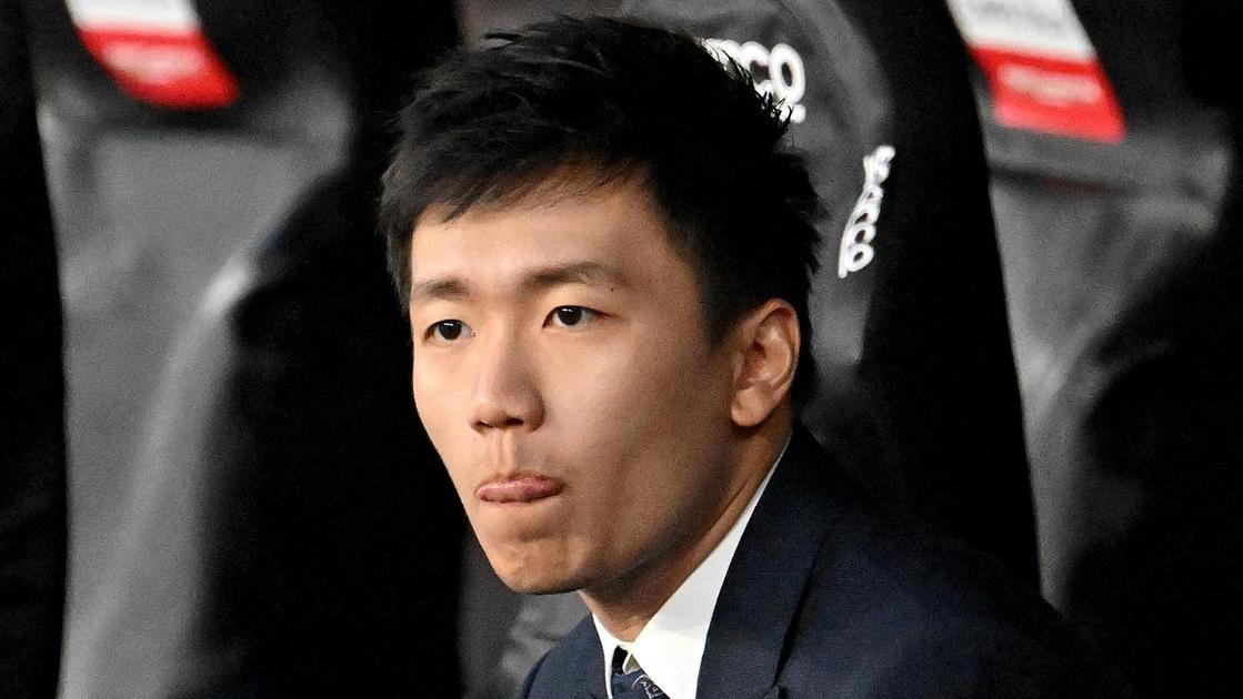 Inter, futuro incerto dopo il trionfo. Zhang: "Da Oaktree minacce legali. Così è a rischio la stabilità del club»