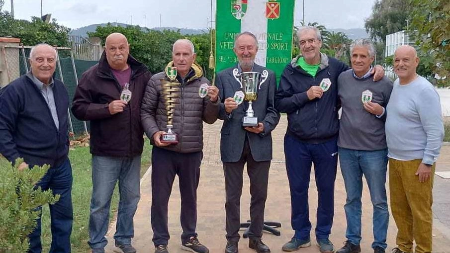 La squadra “Massa A“ della sezione apuana dell’Unvs “Bacchilega-Targioni“