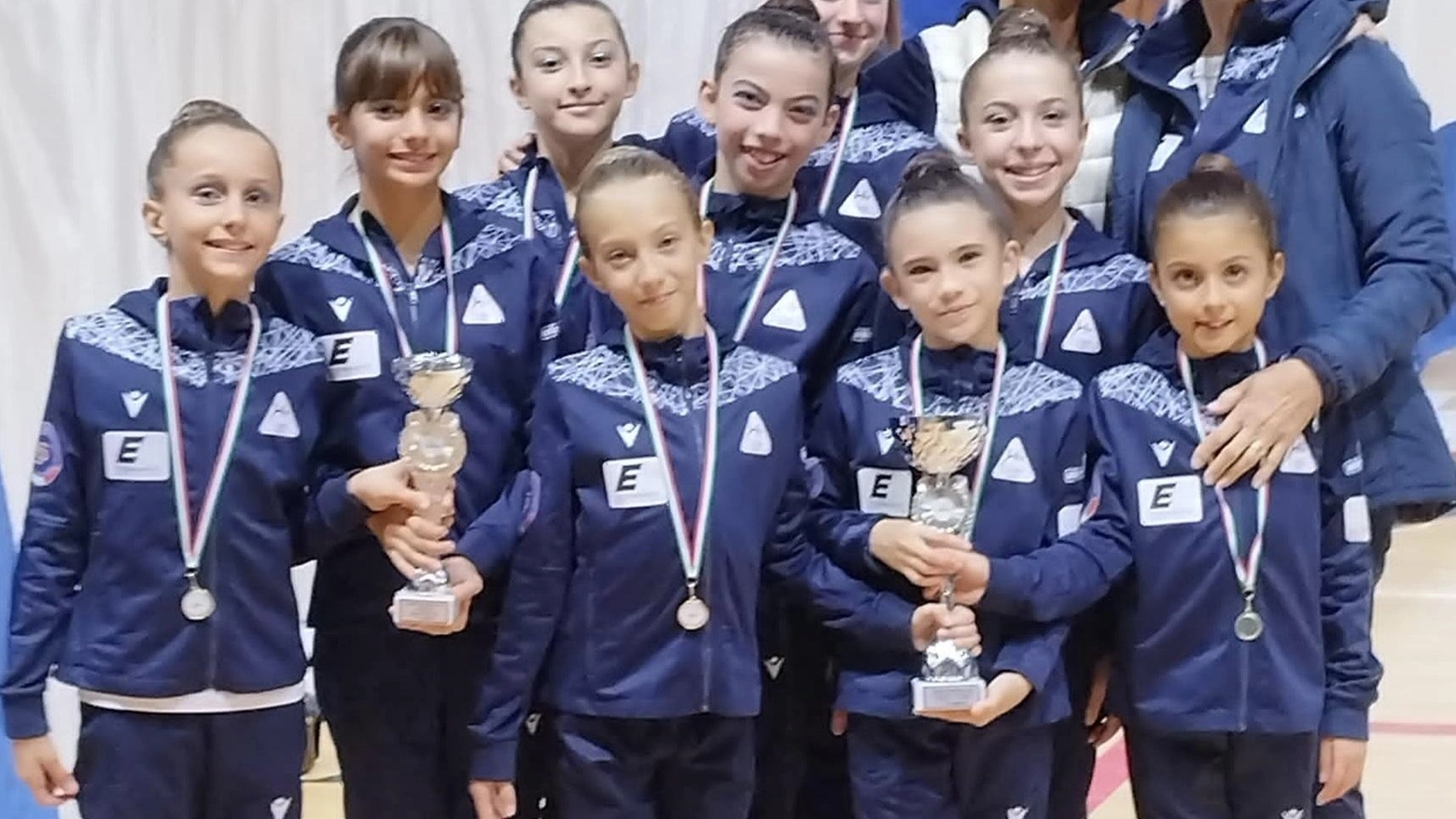 Ginnastica Cgrs strepitoso. Volano le farfalle apuane