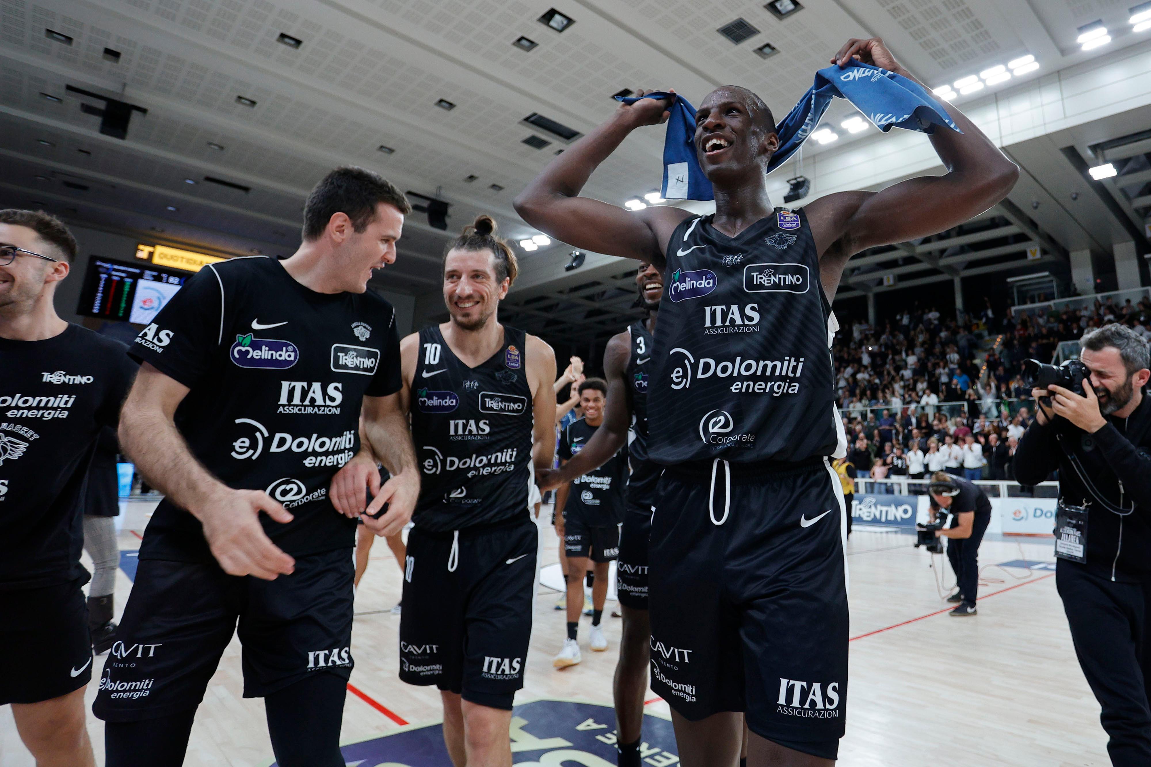 Basket, Serie A: Trento batte anche Venezia. Primo storico sigillo per Trapani