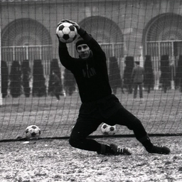 Fabio Cudicini, è morto il Ragno Nero. Addio all’ex portiere del Milan: “Campione di tutto”