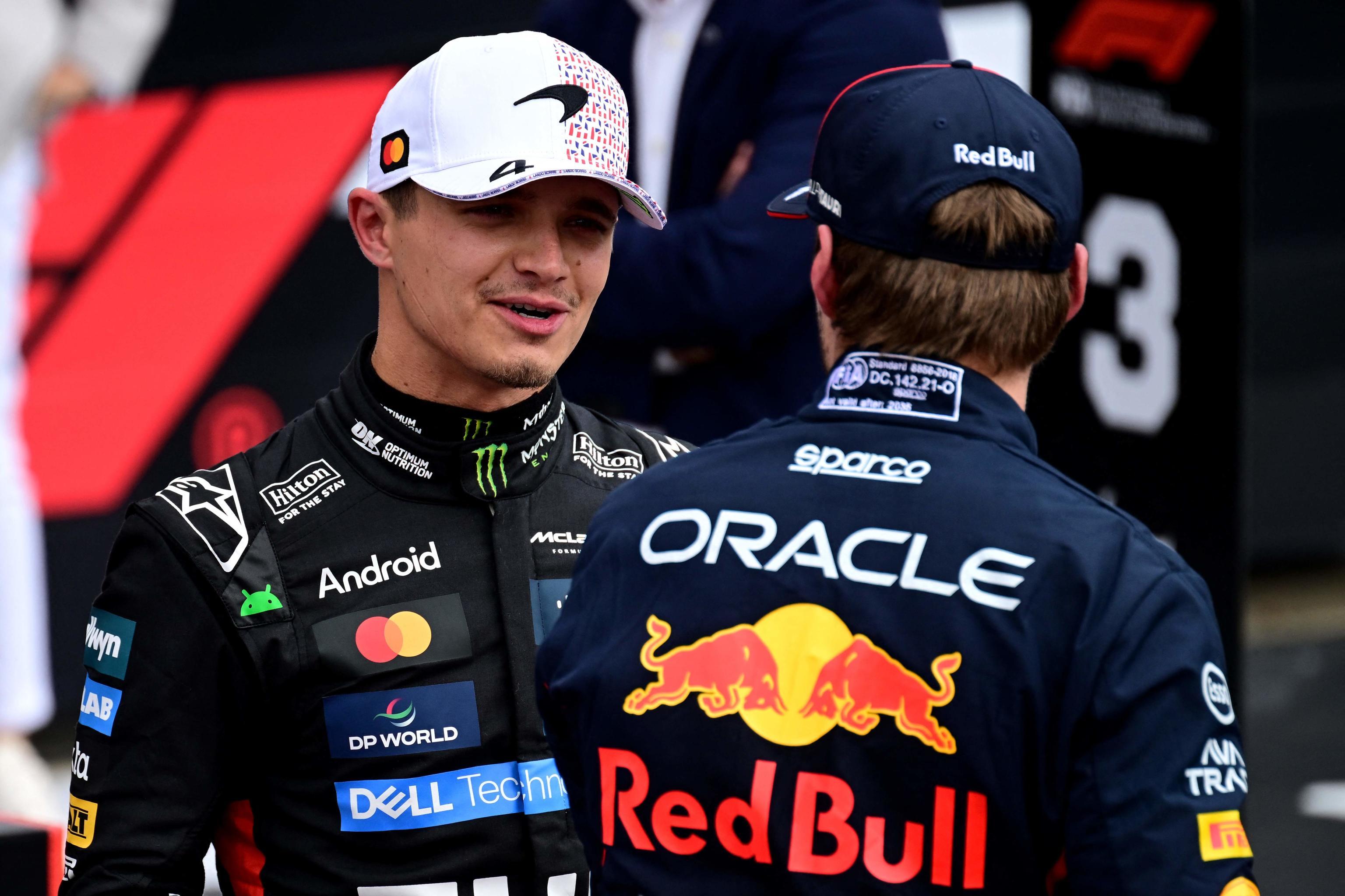 f1 oggi norris vince su piastri a silverstone ferrari a bocca asciutta sul bagnato la classifica