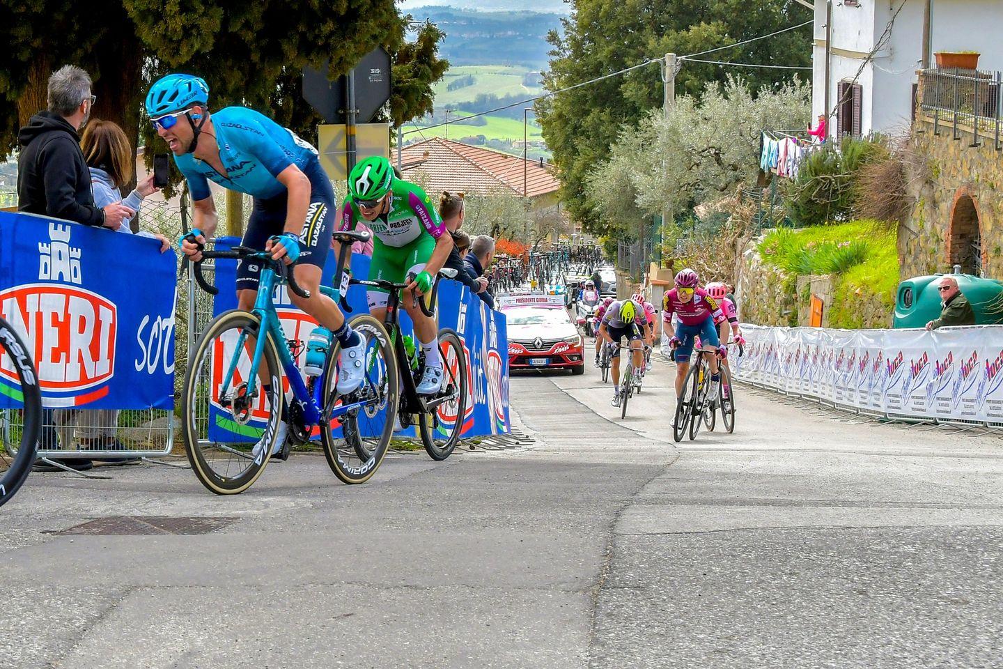 Ciclismo: dal 2025 i cartellini gialli anche per le due ruote