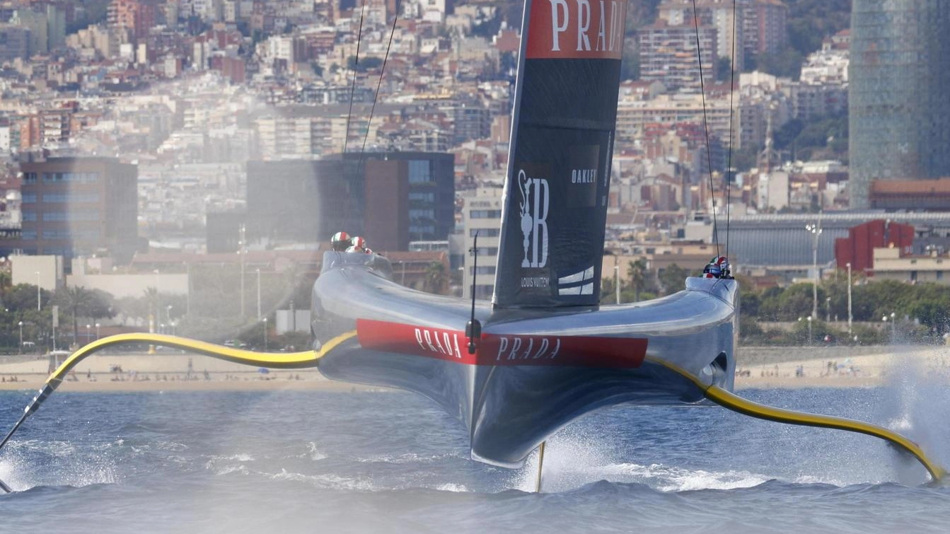 Luna Rossa, è una giornata nera. Perde il vantaggio in semifinale