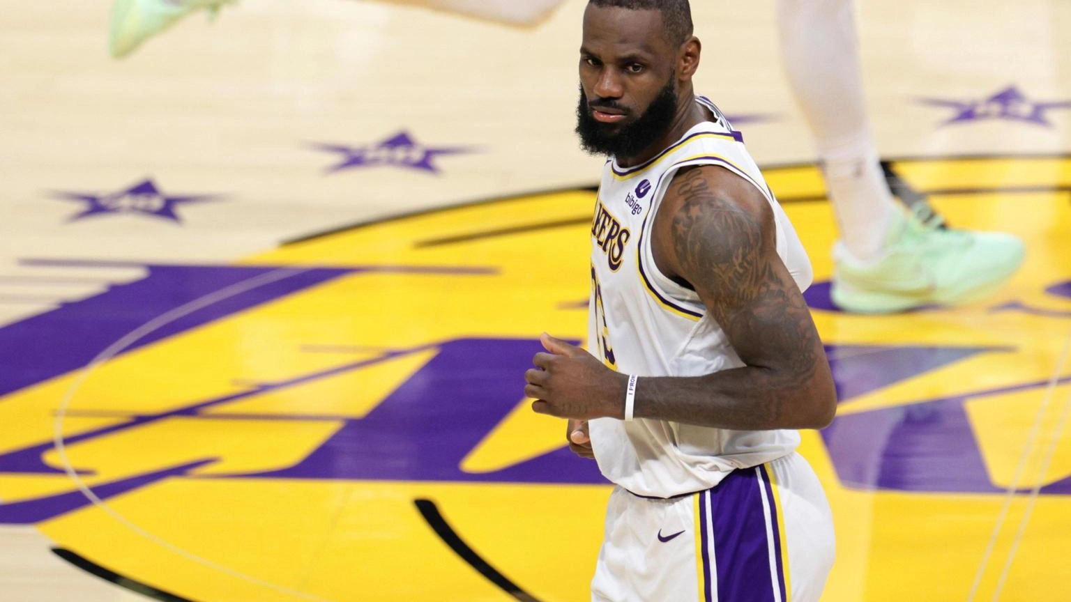 Nba: media Usa, LeBron James altre due stagioni ai Lakers