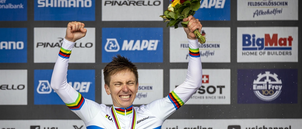 Ciclismo, Pogacar vince il Vélo d'Or 2024