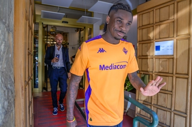 Fiorentina, è il giorno di Kean. Visite mediche e firma del contratto: “Sono molto contento”