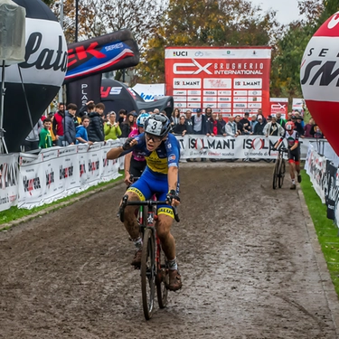 Ciclocross. La Salus a Bulciago punta su Gualtieri