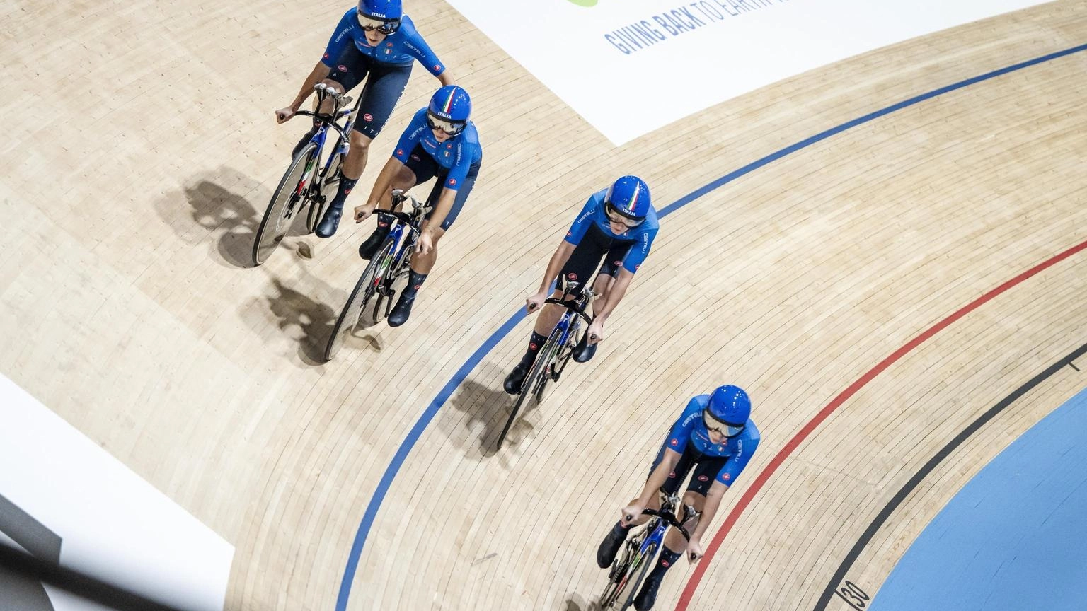 Ciclismo: Mondiali pista; Consonni d'argento nell'omnium