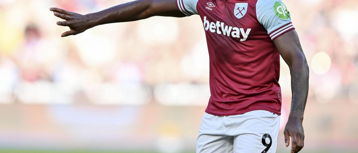 Incidente stradale Antonio, West Ham 'preghiamo per lui'