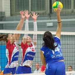 Volley Femminile. La più attesa è al PalaAnderlini. La Moma riceve l’ottimo Modena