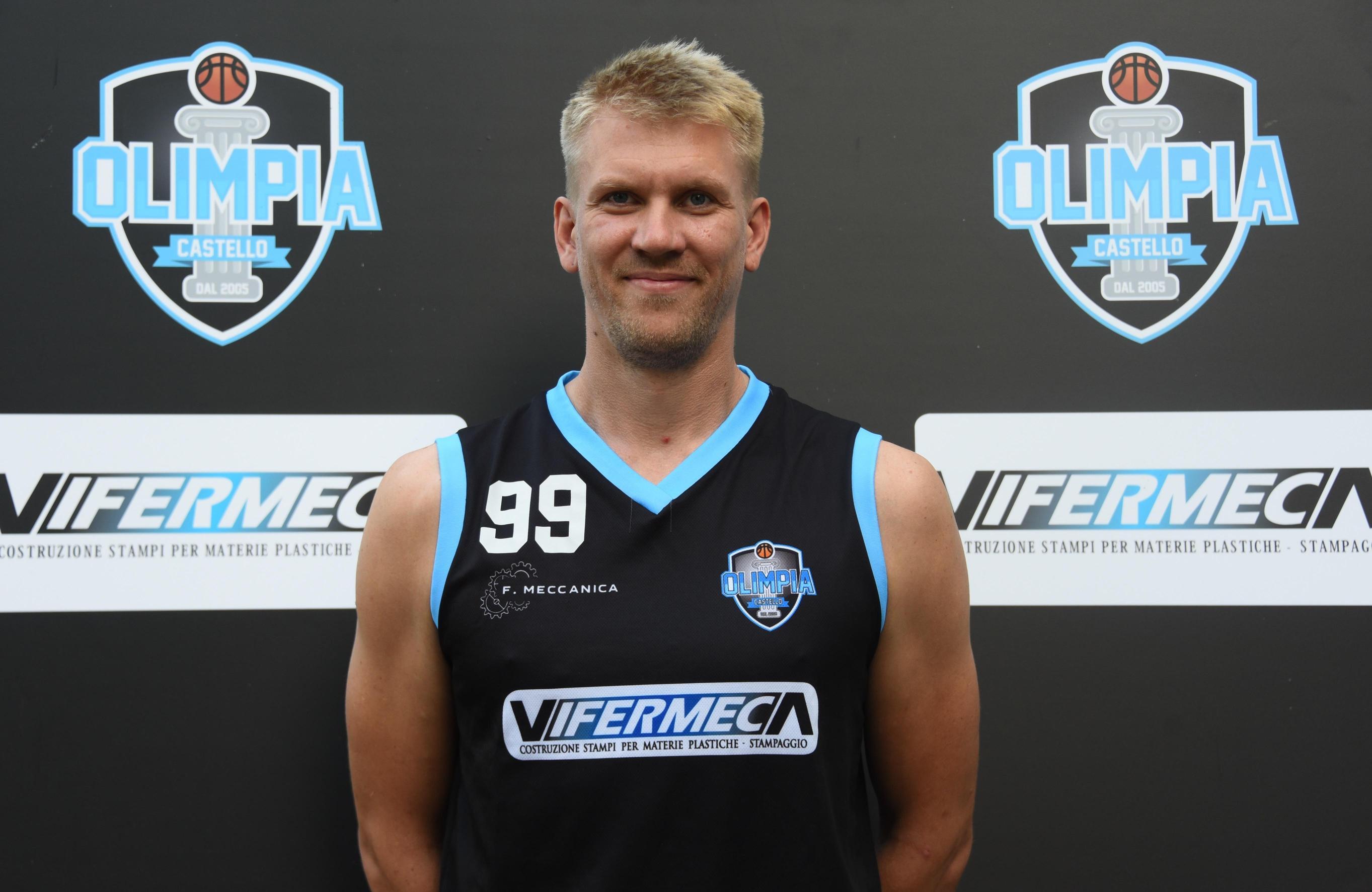 Olimpia, Gianninoni e Zhytaryuk ai saluti ’Slava’: "Non è un addio, ma un arrivederci" Olimpia, Gianninoni e Zhytaryuk ai saluti ’Slava’: "Non è un addio, ma un arrivederci"