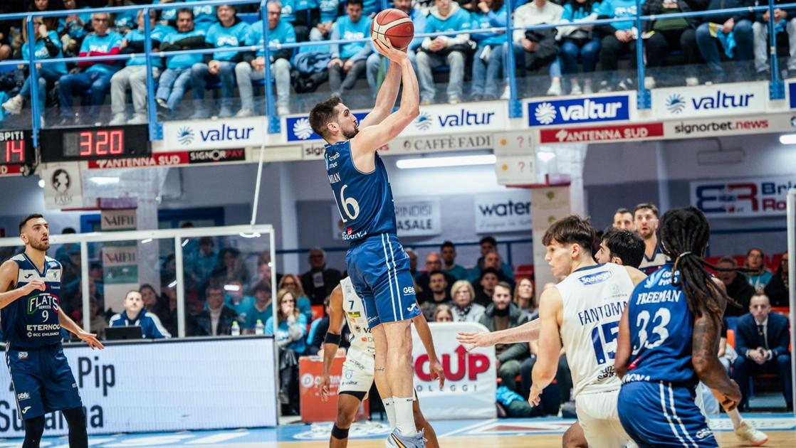 Fortitudo, Brindisi strappa la vittoria e ferma la serie di Caja