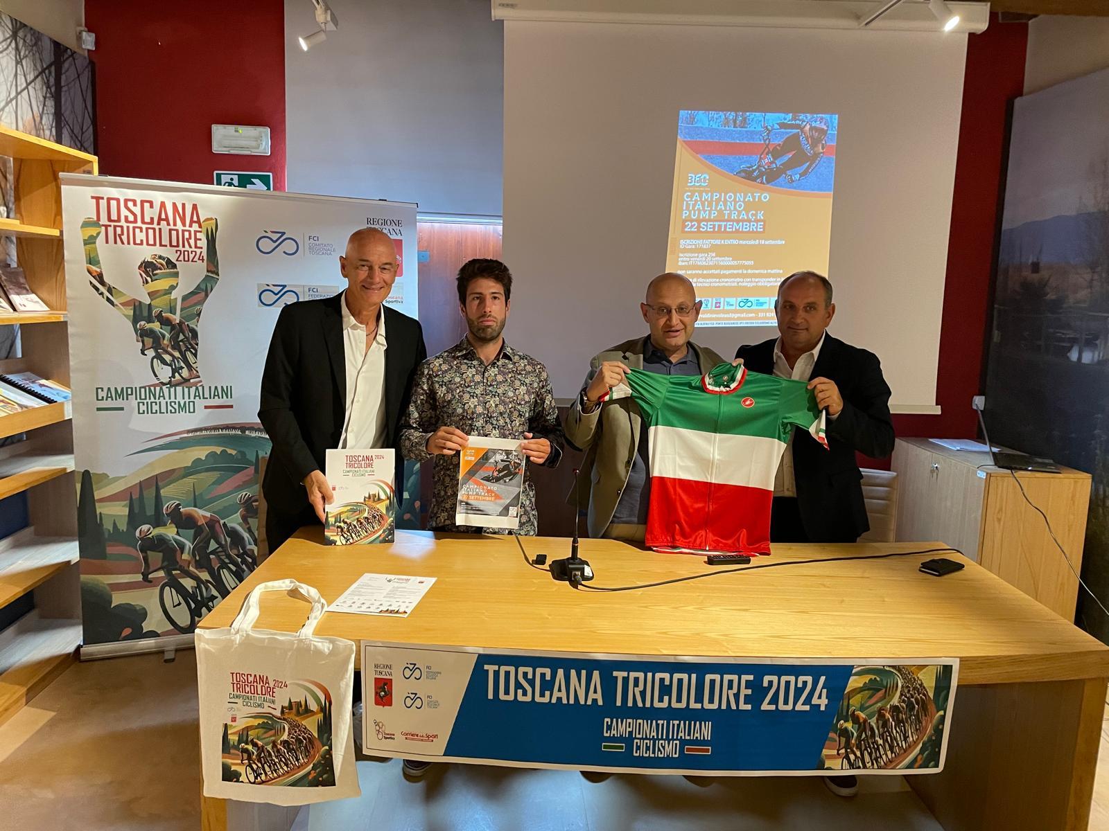 https://sport.quotidiano.net/image-service/view/acePublic/alias/contentid/ZTVkMWUzMDEtOWI0ZC00/0/un-momento-della-presentazione.jpeg