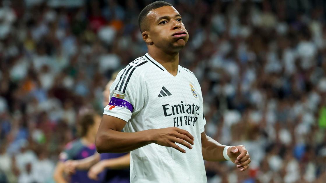 https://sport.quotidiano.net/image-service/view/acePublic/alias/contentid/ZTY1MWI5MDEtZWQwZi00/0/kylian-mbappe-attaccante-del-real-madrid.jpeg?f=16:9&w=1200&h=630