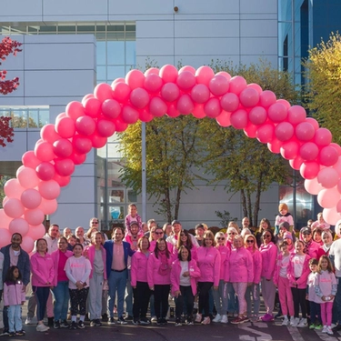 Solidarietà. ’Cancer Society’. Maxi-donazione di Mediacom