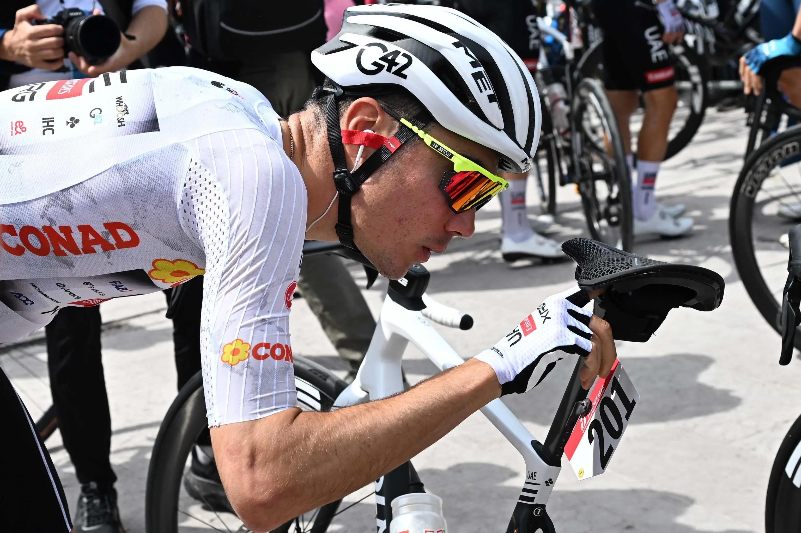 Cycling, long break for Ayuso: no more Grand Tours and all-in on the World Championship