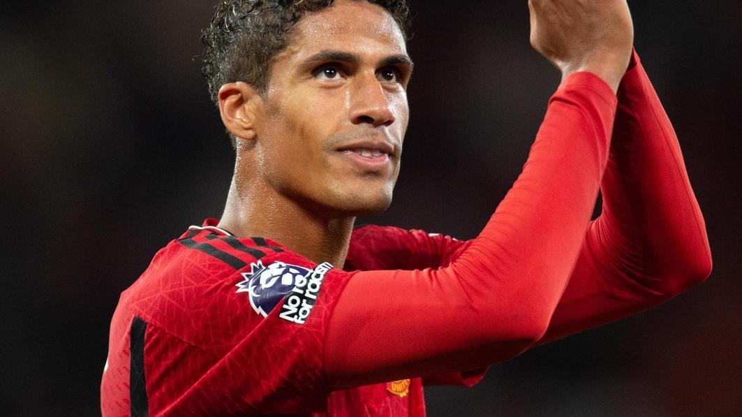 La presentazione. C’è il pupillo di Fabregas. Varane a Villa Geno