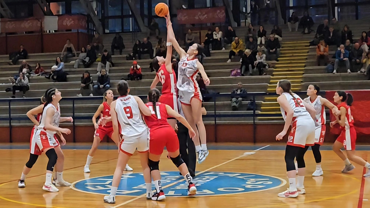 Basket - "B" femminile. Green Le Mura sconfitto