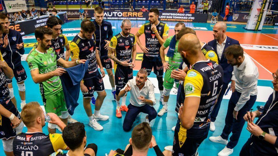 https://sport.quotidiano.net/image-service/view/acePublic/alias/contentid/ZWE2ZTQ5MzItNjA4NS00/0/yuasa-arriva-lostica-verona-obiettivo-primo-successo.jpeg?f=16:9&w=1200&h=630