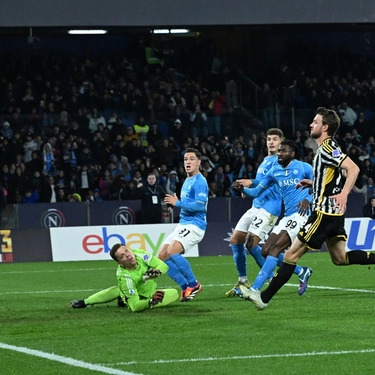 Napoli-Juventus 2-1: al Maradona la vince Raspadori all'88'