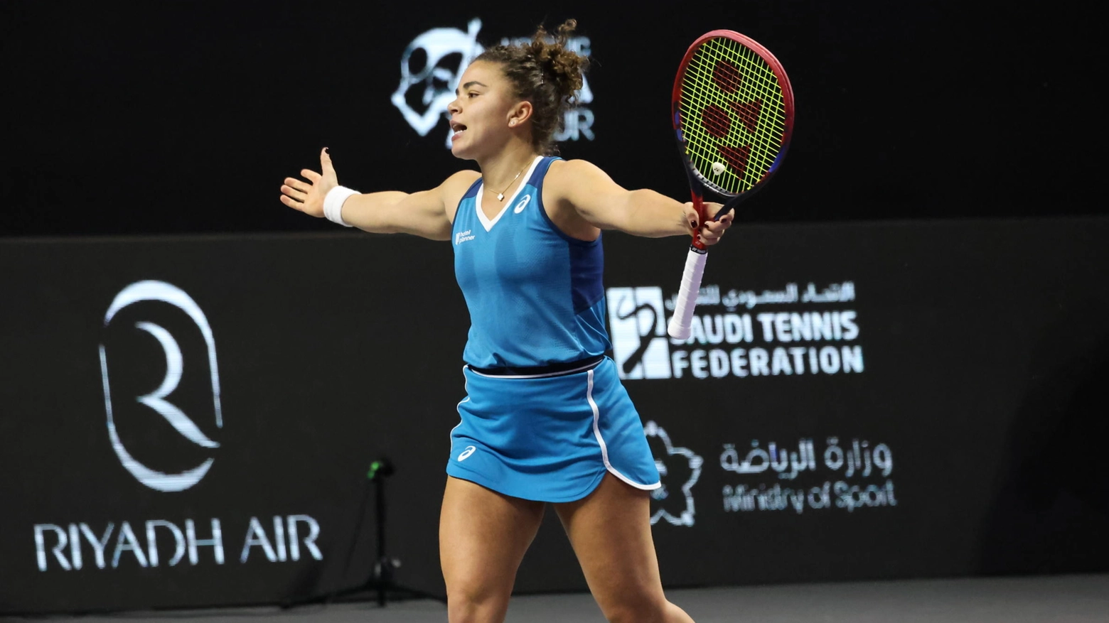 A  Jasmine Paolini per vincere non basta un’ottima prova contro la numero 1 del mondo Aryna Sabalenka