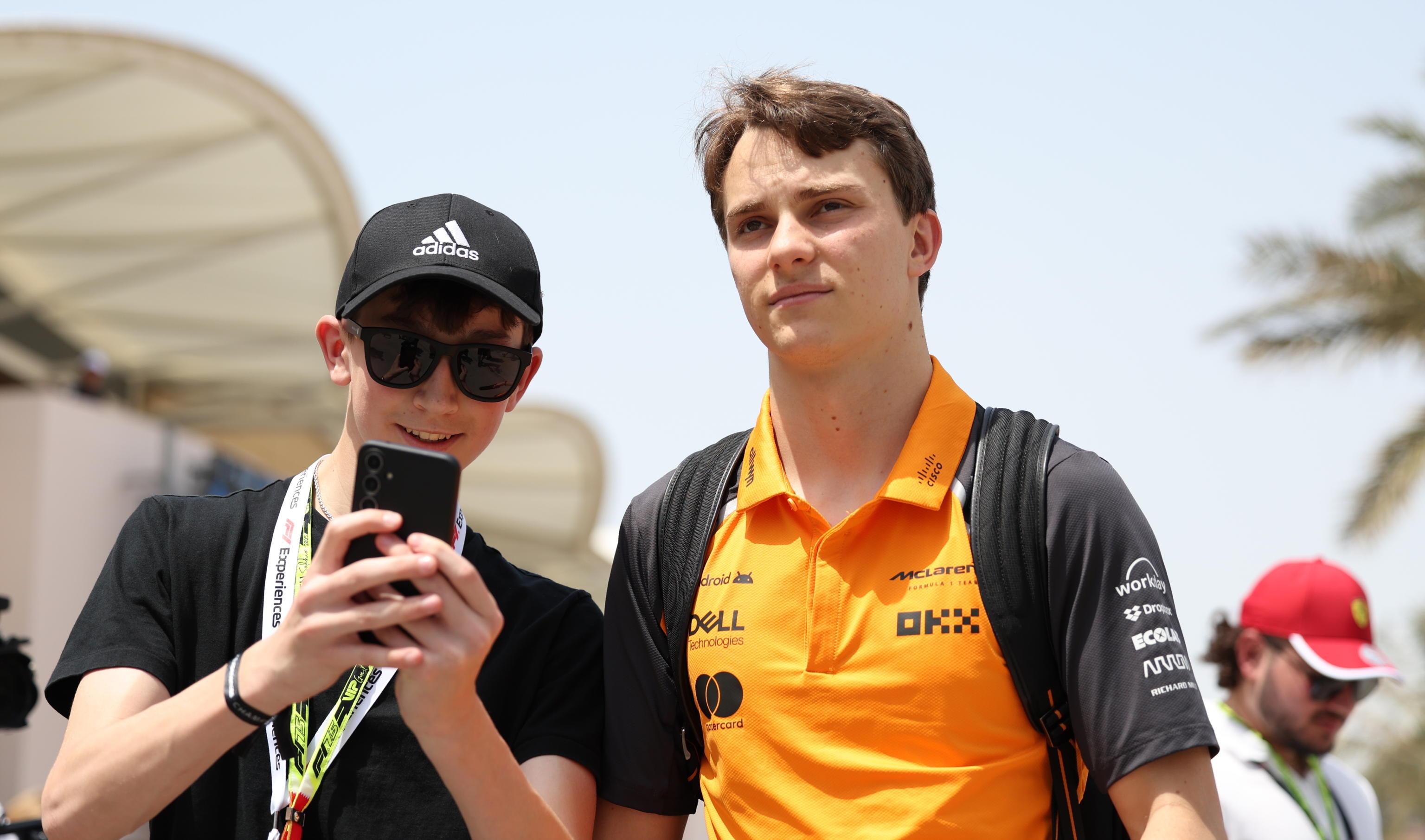 Pole di Piastri in Bahrain, terzo Leclerc. Norris è sesto Pole di Piastri in Bahrain, terzo Leclerc. Norris è sesto