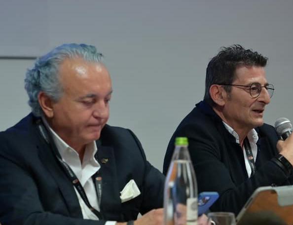 https://sport.quotidiano.net/image-service/view/acePublic/alias/contentid/ZWNlN2VjNDctZWI4NC00/0/si-prova-a-formalizzare-venerdi-cessione-lascoli-resta-in-attesa.jpeg