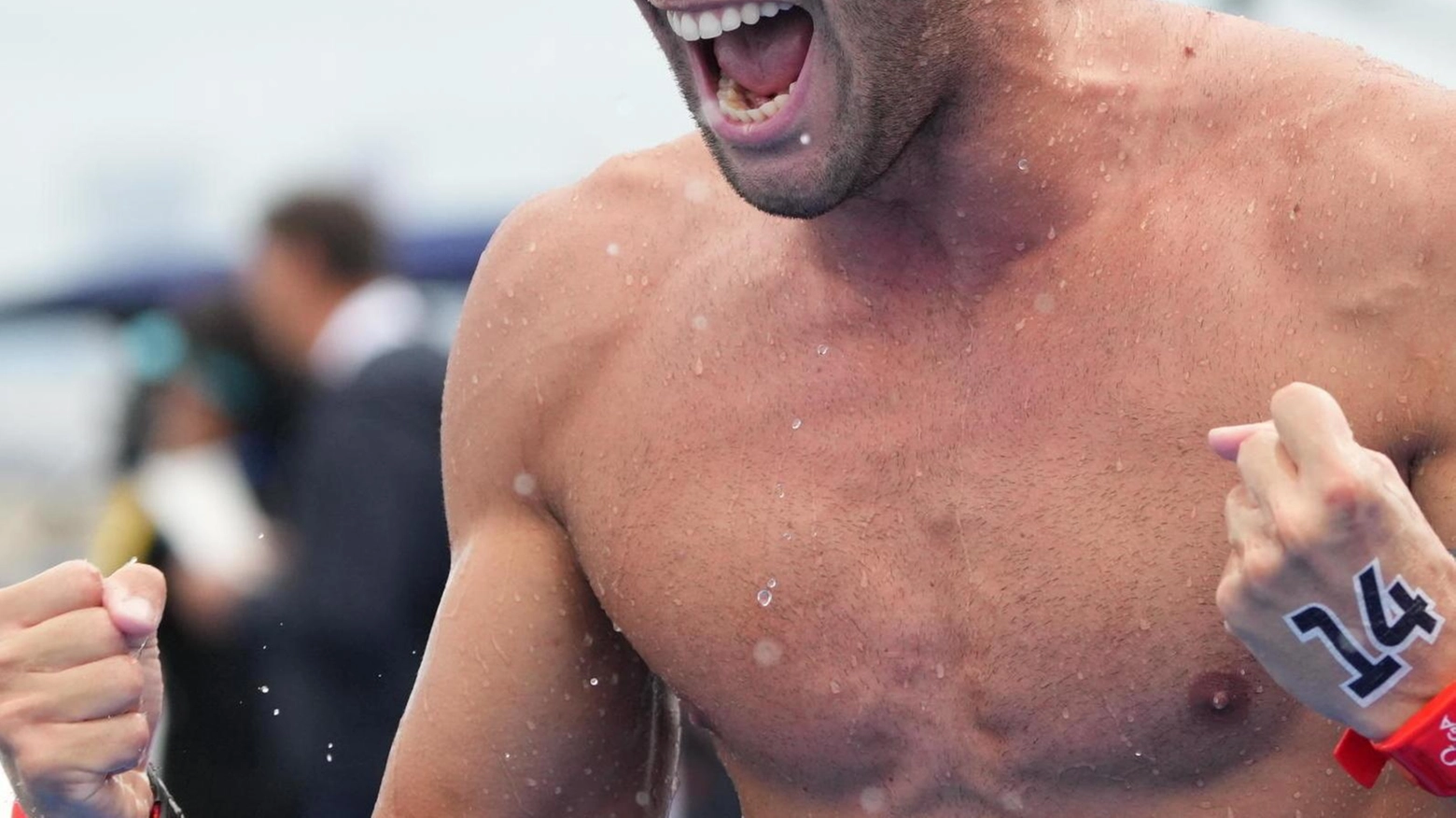 Gregorio Paltrinieri, veterano azzurro del nuoto, si prepara per la sua quarta Olimpiade a Parigi con l'obiettivo di superare le medaglie conquistate a Tokyo e dimostrare la sua forza e esperienza.