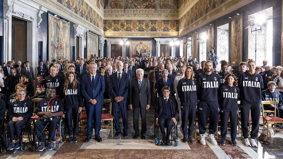 Foto di gruppo al Quirinale per gli atleti azzurri con il Presidente della Repubblica Sergio Mattarella