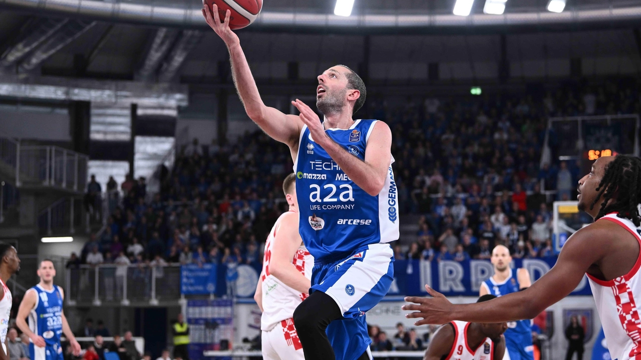 Amedeo Della Valle, capitano della Germani Brescia, in azione