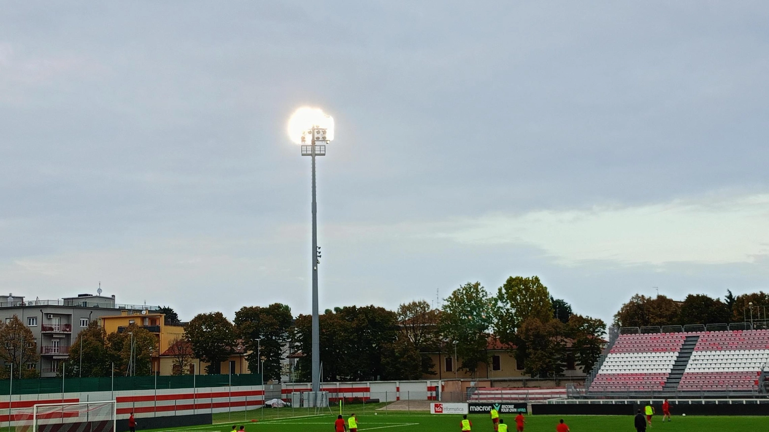 La Vis perde Bove, Stellone ruota gli uomini. Di Cicco di Lanciano per la gara con il Carpi