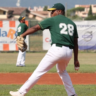 Baseball, Frank a 40 anni smette. Oro olimpico ad Atene. La favola del cubano Montieth: "Athletics salvi, posso ritirarmi»