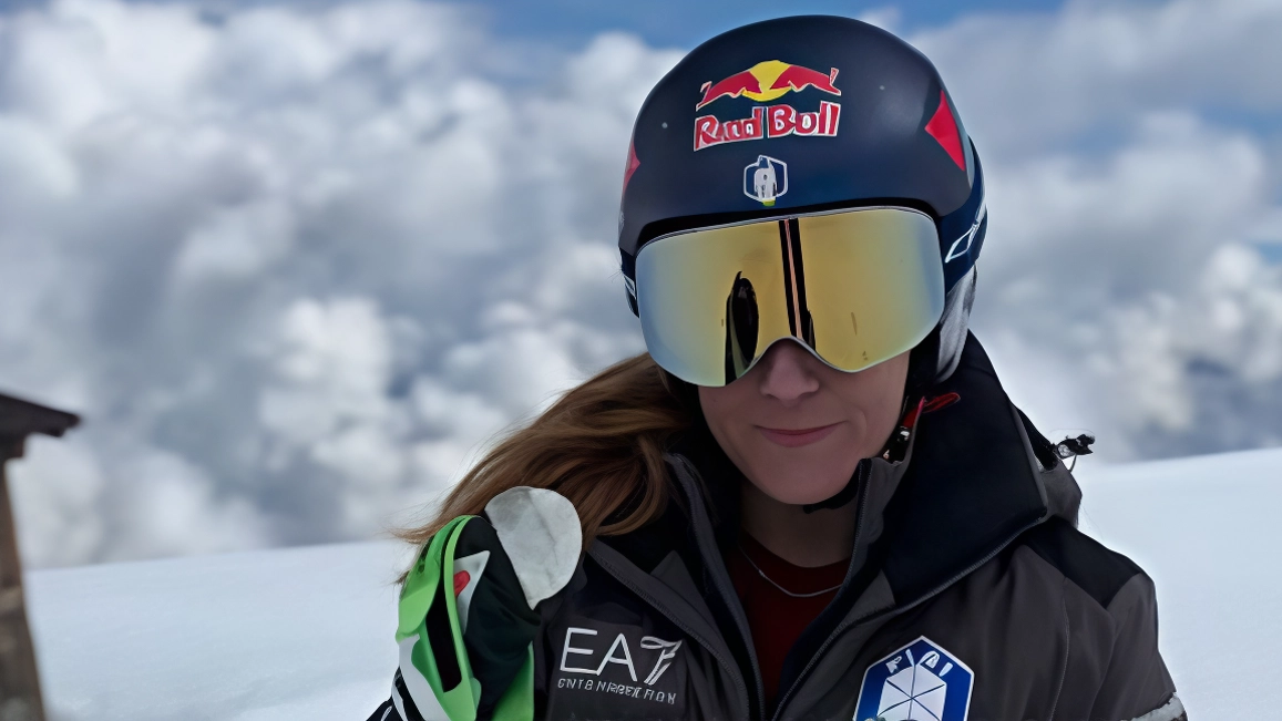 Sofia Goggia torna sugli sci dopo l'infortunio alla tibia, con un video sui social. La campionessa olimpica ringrazia per il sostegno e si prepara con calma e pazienza.