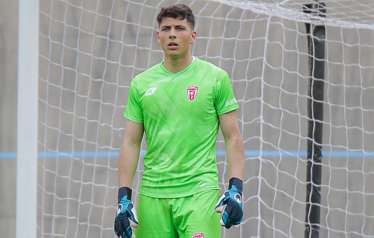 https://sport.quotidiano.net/image-service/view/acePublic/alias/contentid/ZjAxZmEwMGQtNDUyNi00/0/il-forli-blinda-la-porta-con-martelli-addio-spal-il-suo-futuro-e-tutto-biancorosso.jpeg