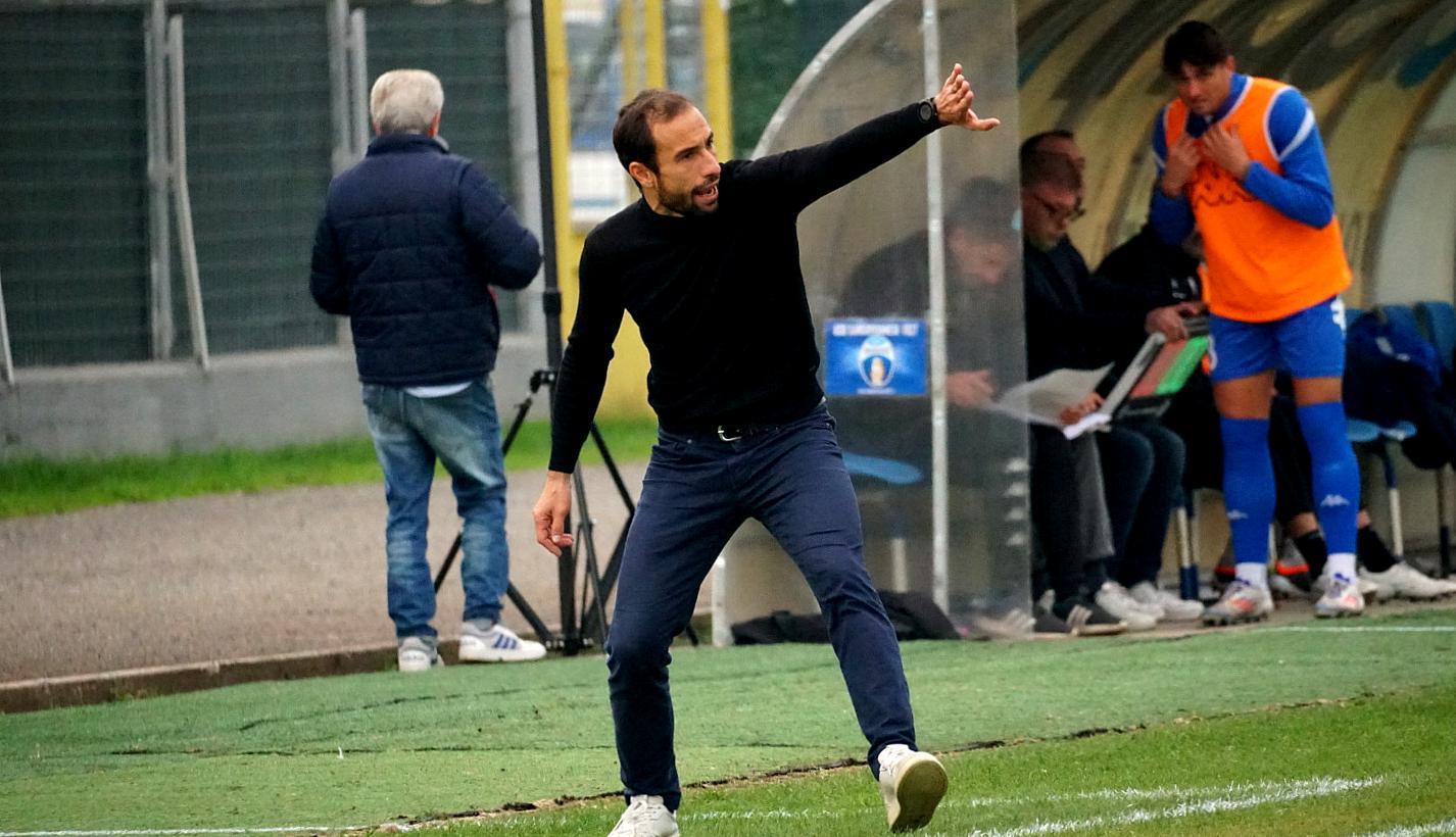 https://sport.quotidiano.net/image-service/view/acePublic/alias/contentid/ZjBjZWMyZTAtNTkxMi00/0/siena-inizia-lera-bellazzini-squadra-tutta-da-costruire.jpeg