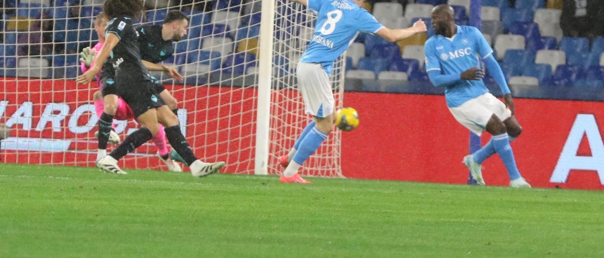 Serie A: Napoli-Lazio 0-1