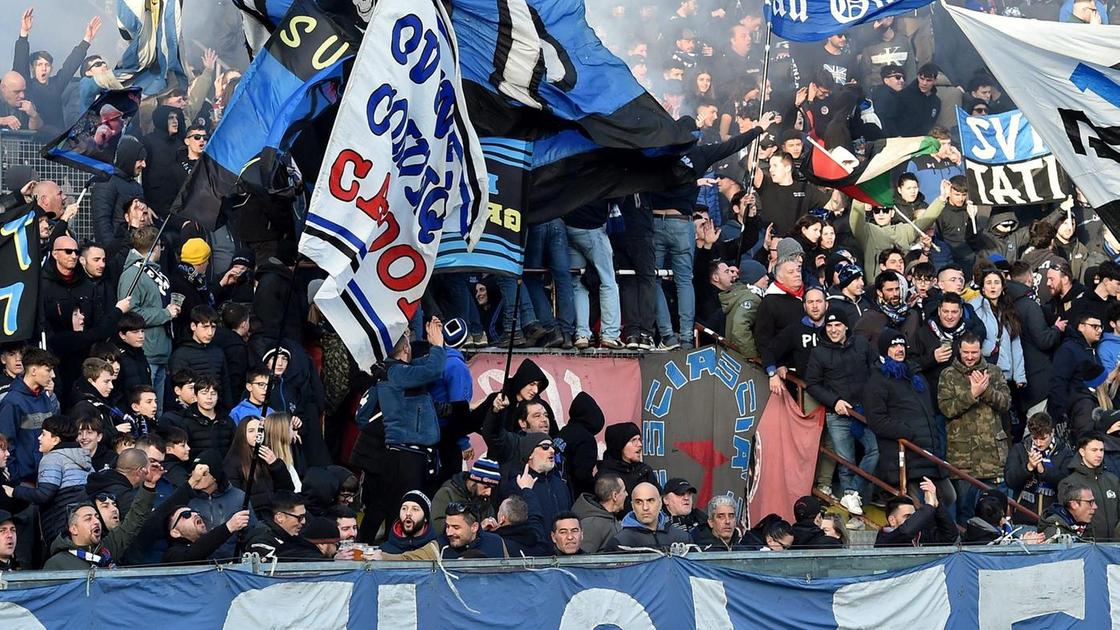 https://sport.quotidiano.net/image-service/view/acePublic/alias/contentid/ZjEwNGQ2YjQtNTk5NS00/0/la-risposta-di-pisa-e-allarena-in-curva-piu-posti-e-gia-tutti-esauriti.jpeg?f=16:9&w=1200&h=630