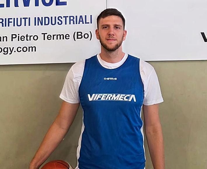 https://sport.quotidiano.net/image-service/view/acePublic/alias/contentid/ZjFhNDk4N2EtYWQyZi00/0/olimpia-e-vigori-il-primo-colpo.jpeg