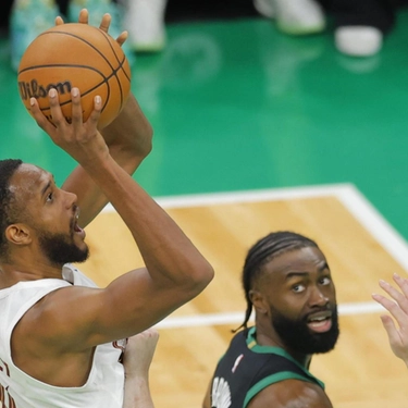 Nba: contro Charlotte é il 15/o successo di fila per Cleveland