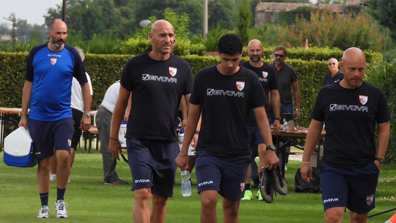 Mister Davide Possanzini si appresta a vivere una partita speciale contro le Rondinelle Mister Davide Possanzini si appresta a vivere una partita speciale contro le Rondinelle