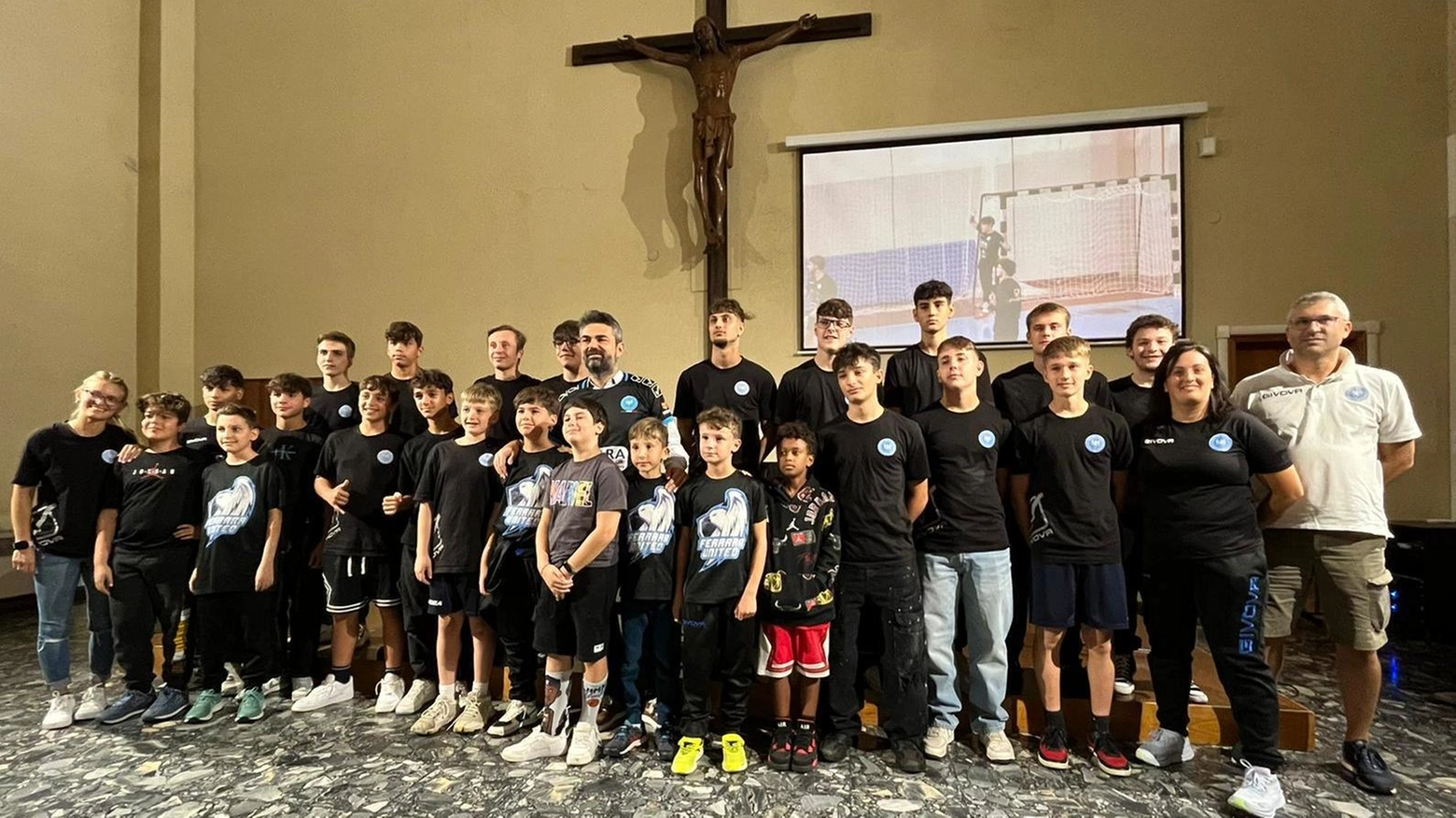 Ferrara United toglie i veli. Sfilano  prima squadra e giovanili