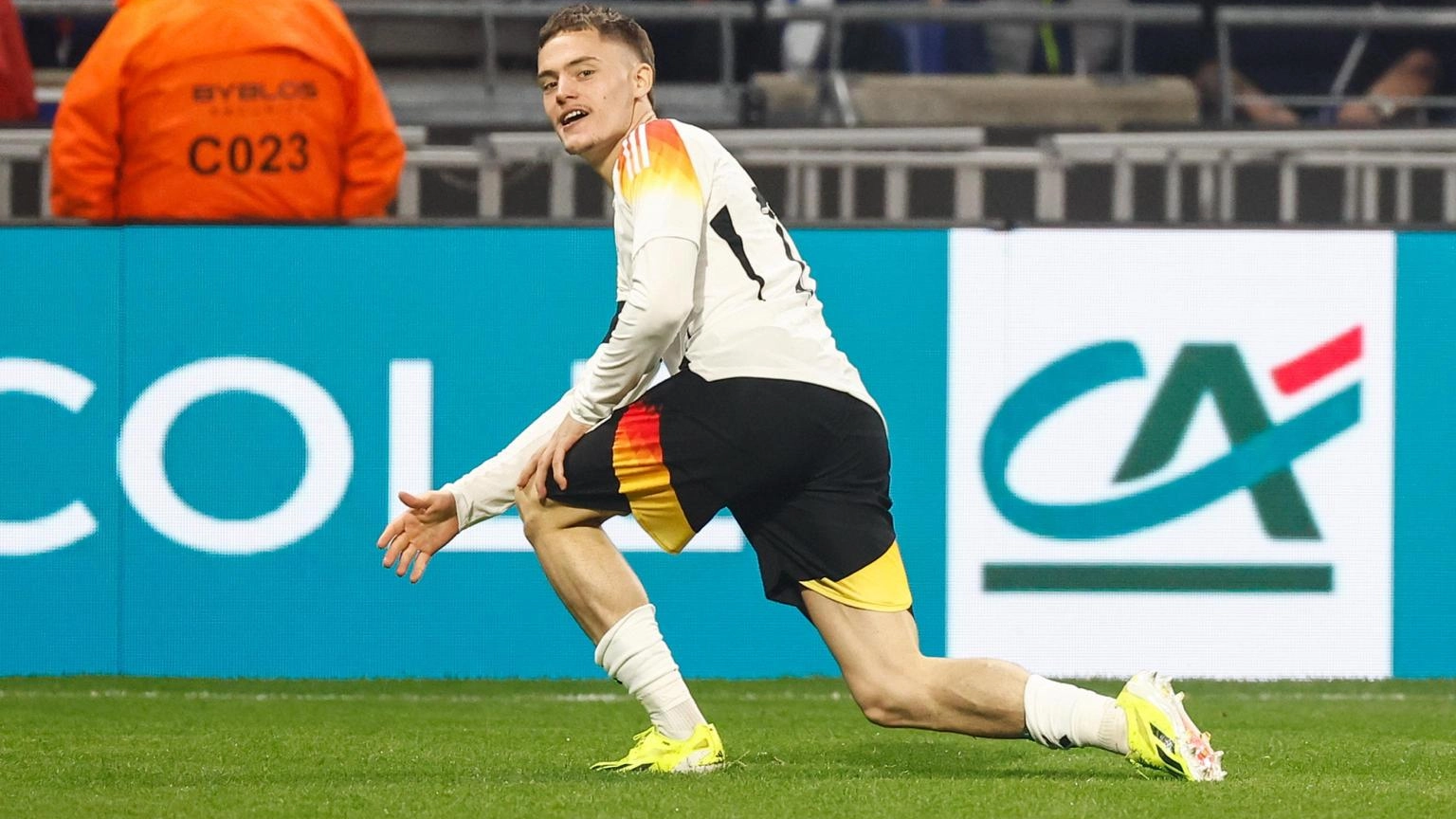 La Germania piega 2-0 la Francia a Lione, con gol lampo