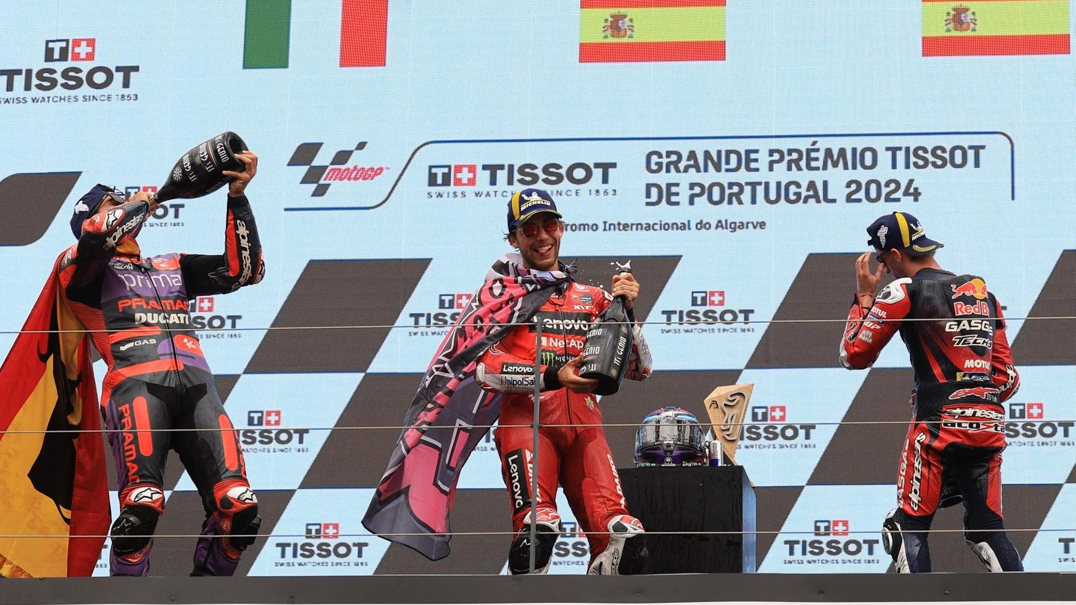Bastianini (2°), Martin (1°) e Acosta (3°): l'ultimo podio della MotoGp, in Portogallo